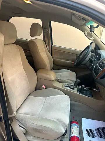 2009 Toyota FORTUNER 照片 3