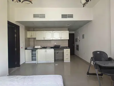 Like a brand new Lavish studio, spacious apartment with big kitchen. Only for family