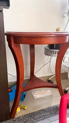 Solid wood round side table / end table — good condition