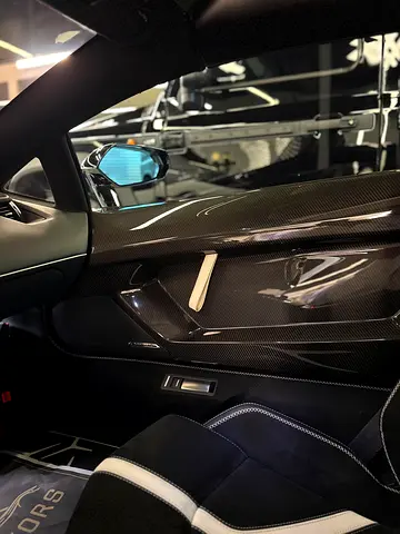 صورة مصغرة 16 لـ 2021 Lamborghini AVENTADOR