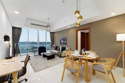Maison Privee - Modern Business Bay Retreat w/ Dubai Canal Views