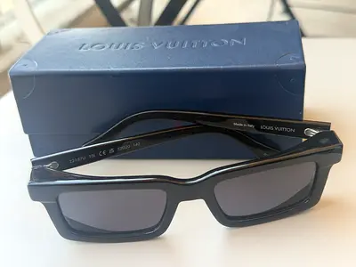 Authentic Louis Vuitton LV Venice Sunglasses