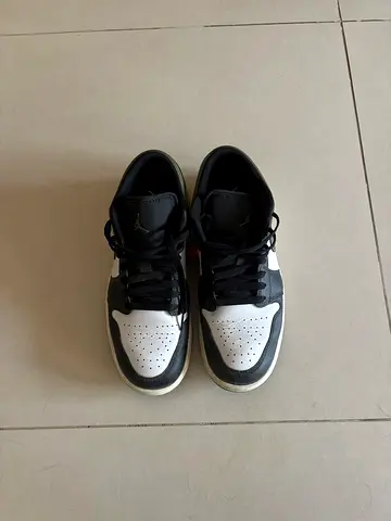 Men’s shoes