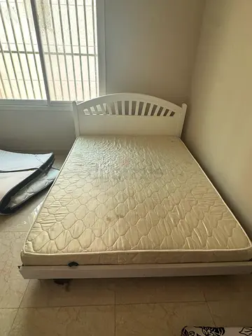Double bed white