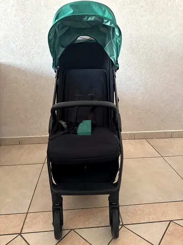 Giggles baby stroller in super condition