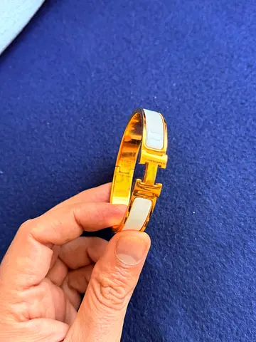 Hermes Narrow Enamel Clic H Bracelet PM costume bracelet