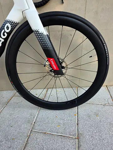 COLNAGO Y1Rs – UAE TEAM EMIRATES | SRAM RED | VISION CARBON | FAVERO POWER METER