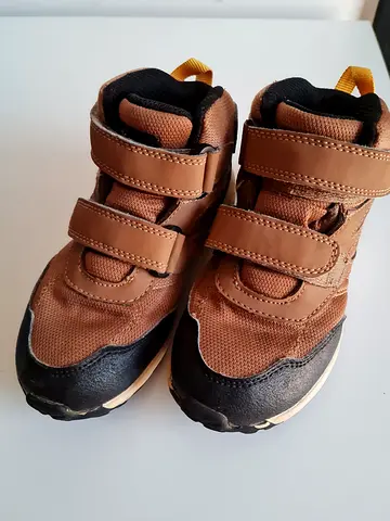 Hiking shoes