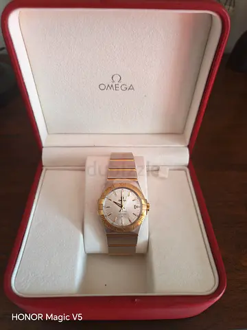 Brand New & Unworn: Omega Constellation Co-Axial 35mm Gold & Steel (Full Set)