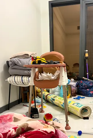 Convertible Baby High Chair – AED 50