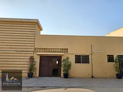 Clean Arab-style house for rent in Sharjah/Al Sabkha.