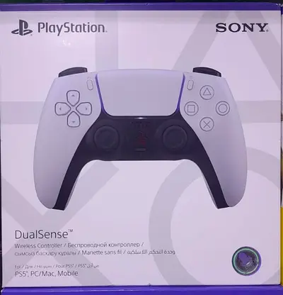 Sony PlayStation 5 DualSense Wireless Controller in white - Brand New