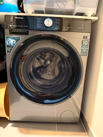Hisense Front Load Washing Machine 10g/6.5kg dryer - Good Condition