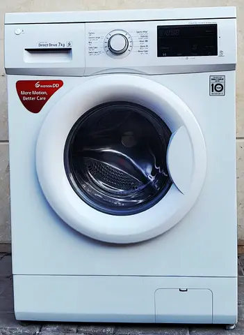 Front loader LG direct drive 7kg washing machine with perfect working condition