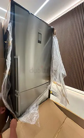 Siemens iq700 refrigerator bottom freezer 86cm width 185cm height Freestanding