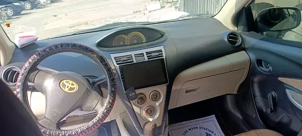 2008 Toyota YARIS 照片 5