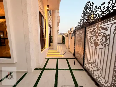 Villa for sale featuring luxurious, high-end custom finishes; comprises two floors plus a rooftop terrace and six master bedrooms. It boasts a soph