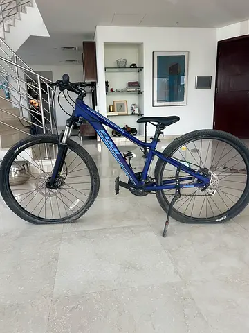 Fuji ADDY one 7 27inch women’s bicycle