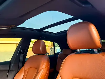 2021 AUDI Q8 — миниатюра 11