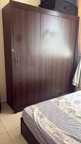 Large 4-Door Wardrobe with Mirrored Panels - Good Condition