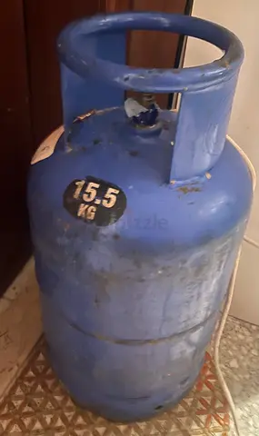 Empty gas celender / جرة غاز فاضي