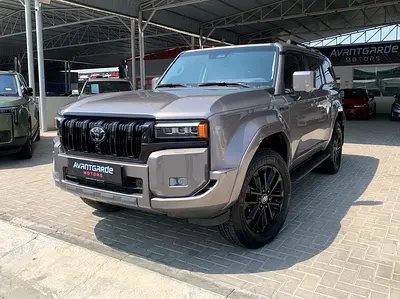 Toyota Prado VXR 2025 GCC Specs - Low Mileage-Original Paint-No accident- warranty