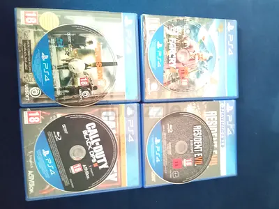 Bundle of ps4 cd