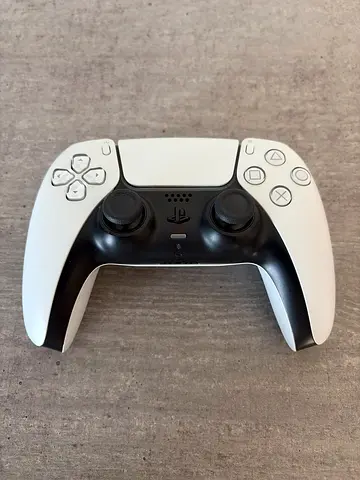 PlayStation 5 DualSense Controller