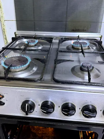 Indesit Cooking range in good working condition AED 275/-