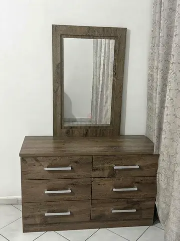 6-Drawer Dresser with Mirror - walnut Wood Finish