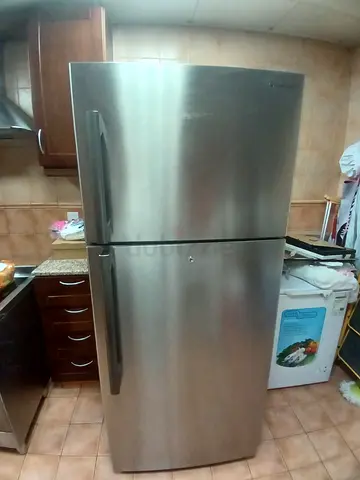 Westpoint Stainless Steel Top Freezer Refrigerator