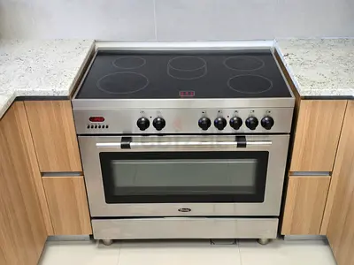 Terim Italian brand electric cooking range 90/60 Ceramic Hob with Oven - Good Condition, free delive