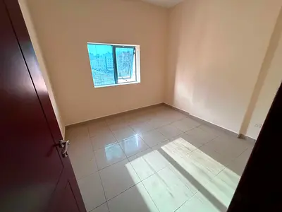 Strategic location / very nice price / the area of the apartment is excellent / suitable for famili