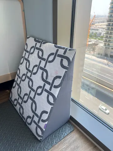 7” Wedge Pillow Back/ Leg/ Pregnancy
