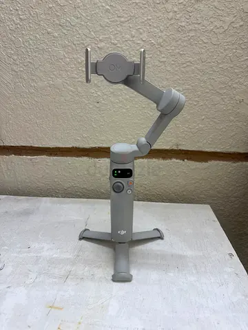 DJI Osmo Mobile 7 Gimbal