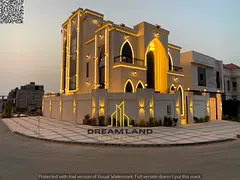 The price includes registration and ownership fees; a significant discount is available for cash buy