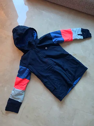 Burton children's Navy Blue/Coral/Grey winter ski jacket and trousers - size XL