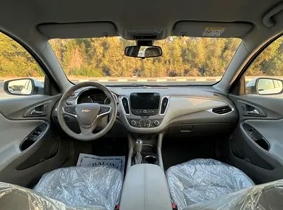 2021 Chevrolet MALIBU photo 9