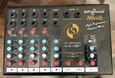 Compact Mixer -SMProfessional Mini 6
