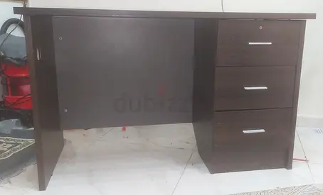 Dark wood office desk with 3 drawers - gently used - removable drawers