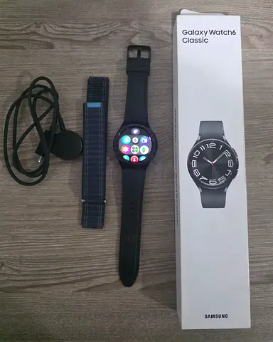 Samsung Galaxy Watch6 Classic with charger and extra strap - Good condition