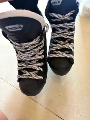 Reebok 5K Junior Ice Hockey Skates – Size 4.5 US (EUR 35 / 23cm)