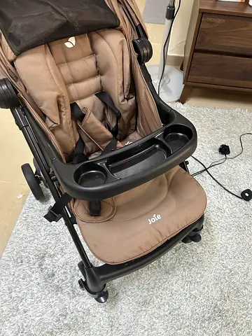 Car seater and baby strollers Available