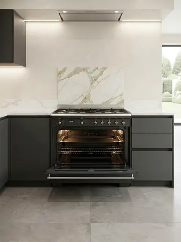 Smeg Freestanding Gas Cooker With Oven, Good Condition