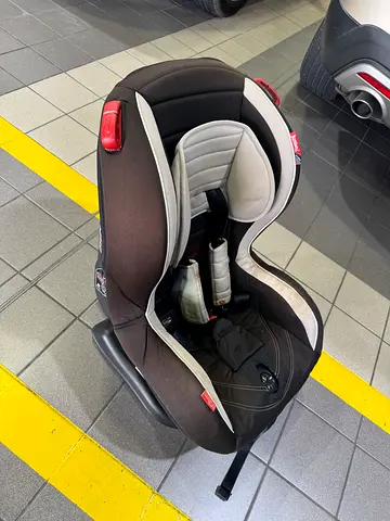 Used Infant Car Seat in Good Condition