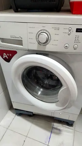 LG 7kg Front Load Washing Machine - Good Working Condition
