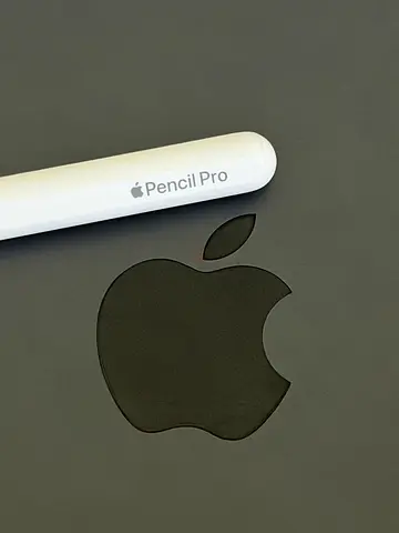 Ipad Pro M5 Wifi with Apple Pencil Pro - Lightly Used