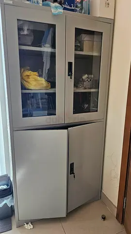 Metal cabinet