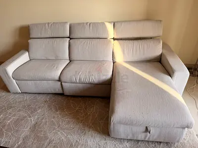 West Elm L-Shaped Sectional Sofa with Adjustable Headrests – Light Beige