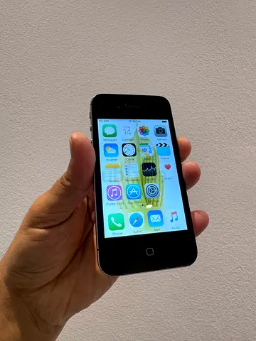 Apple IPhone 4S Old School
